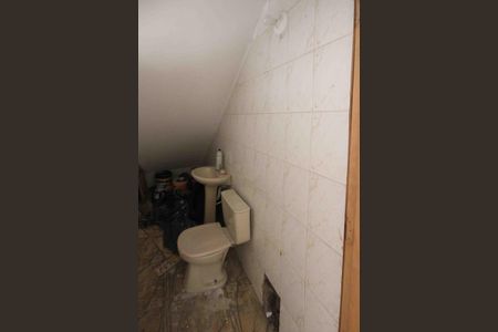 Casa à venda com 400m², 3 quartos e 6 vagasÁrea comum /Lavabo da Garagem