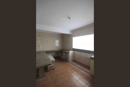 Casa à venda com 400m², 3 quartos e 6 vagasCozinha