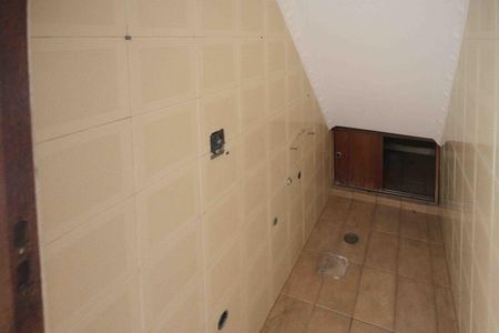 Casa à venda com 400m², 3 quartos e 6 vagasLavabo do terraço