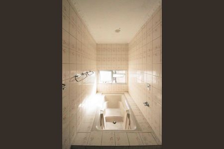 Casa à venda com 400m², 3 quartos e 6 vagasBanheiro da Suite