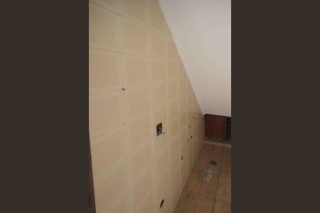 Casa à venda com 400m², 3 quartos e 6 vagasLavabo do terraço