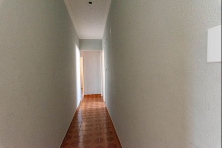 Casa à venda com 150m², 3 quartos e 1 vaga Casa à venda com 150m², 3 quartos e 1 vagaCorredor