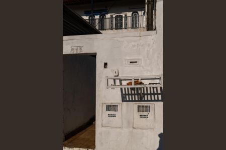 Casa à venda com 150m², 3 quartos e 1 vaga Casa à venda com 150m², 3 quartos e 1 vagaFachada