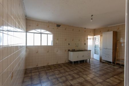 Casa à venda com 150m², 3 quartos e 1 vaga Casa à venda com 150m², 3 quartos e 1 vagaCozinha