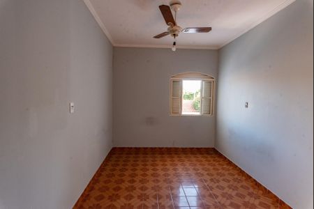 Casa à venda com 150m², 3 quartos e 1 vaga Casa à venda com 150m², 3 quartos e 1 vagaQuarto de Serviço