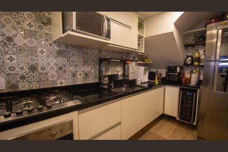 Casa de condomínio à venda com 85m², 3 quartos e 1 vaga Casa de condomínio à venda com 85m², 3 quartos e 1 vagaCozinha