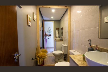 Casa de condomínio à venda com 85m², 3 quartos e 1 vaga Casa de condomínio à venda com 85m², 3 quartos e 1 vagaLavabo