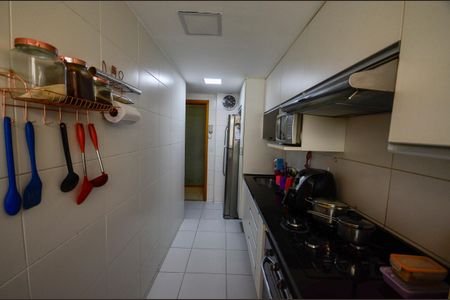 Apartamento à venda com 180m², 3 quartos e 2 vagas Apartamento à venda com 180m², 3 quartos e 2 vagasCozinha