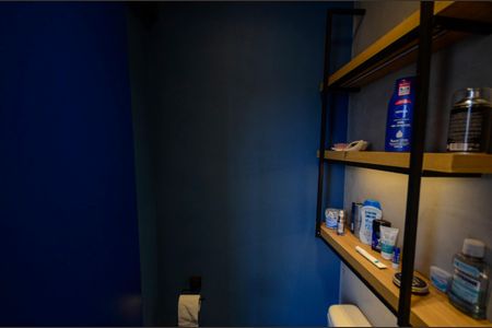 Apartamento à venda com 180m², 3 quartos e 2 vagas Apartamento à venda com 180m², 3 quartos e 2 vagasBanheiro Social 2