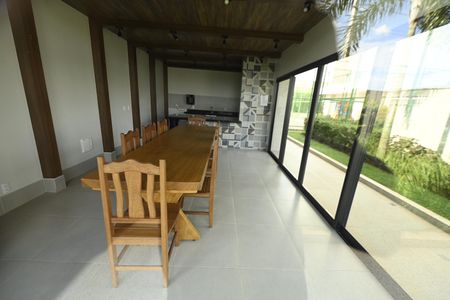 Apartamento para alugar com 65m², 2 quartos e 1 vagaÁrea comum