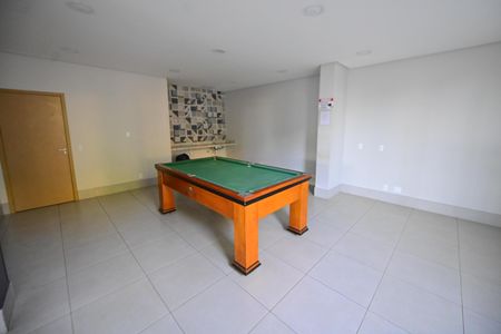 Apartamento para alugar com 65m², 2 quartos e 1 vagaÁrea comum