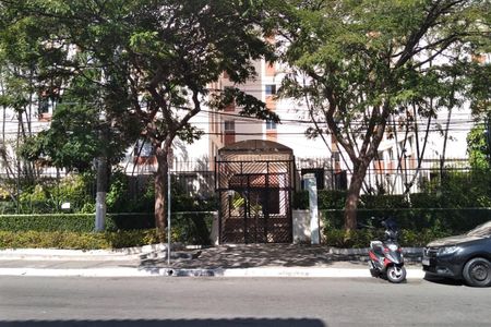 Apartamento à venda com 60m², 3 quartos e 1 vagaFachada