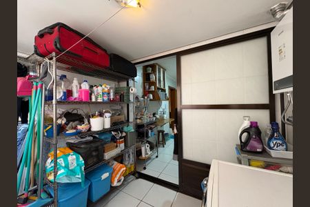 Apartamento à venda com 106m², 3 quartos e 2 vagasLavanderia