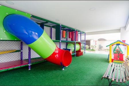 Apartamento à venda com 106m², 3 quartos e 2 vagasÁrea comum - Playground