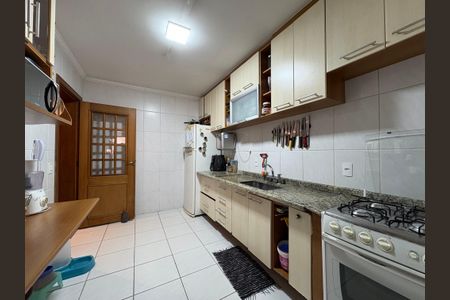Apartamento à venda com 106m², 3 quartos e 2 vagasCozinha