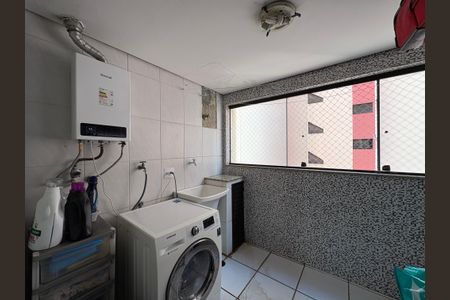 Apartamento à venda com 106m², 3 quartos e 2 vagasLavanderia