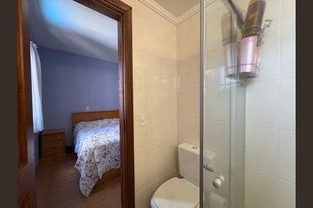 Apartamento à venda com 106m², 3 quartos e 2 vagasBanheiro da suíte 1