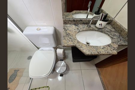 Apartamento à venda com 106m², 3 quartos e 2 vagasBanheiro da suíte 2