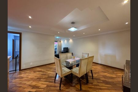 Apartamento à venda com 106m², 3 quartos e 2 vagasSala