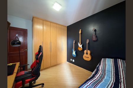Apartamento à venda com 106m², 3 quartos e 2 vagasQuarto 