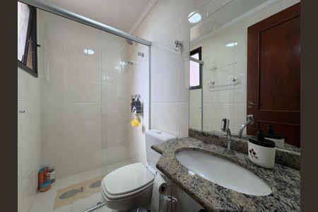 Apartamento à venda com 106m², 3 quartos e 2 vagasBanheiro da suíte 2