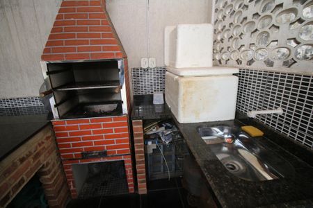 Casa à venda com 225m², 3 quartos e 2 vagasÁrea Gourmet - Churrasqueira