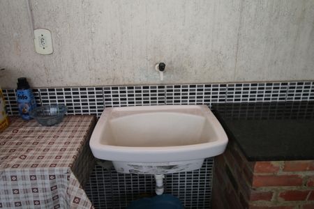 Casa à venda com 225m², 3 quartos e 2 vagasÁrea de Serviço