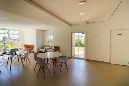 Apartamento para alugar com 51m², 2 quartos e 1 vagaÁrea comum