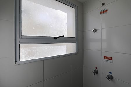 Apartamento para alugar com 43m², 2 quartos e 1 vaga Apartamento para alugar com 43m², 2 quartos e 1 vagaBanheiro Social