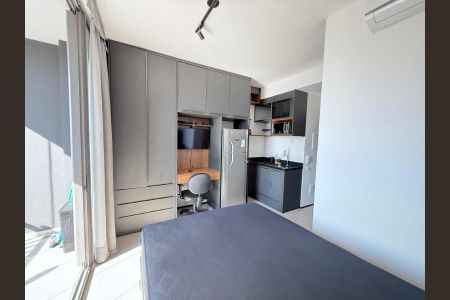 Apartamento à venda com 28m², 1 quarto e 1 vaga Apartamento à venda com 28m², 1 quarto e 1 vagaFoto 08