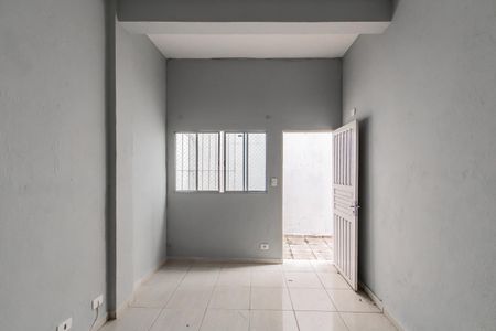 Casa para alugar com 80m², 2 quartos e sem vagaSala