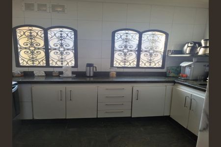 Foto 04 de casa à venda com 6 quartos, 240m² em Penha de França, São Paulo