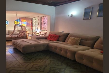 Foto 03 de casa à venda com 6 quartos, 240m² em Penha de França, São Paulo