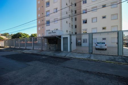 Apartamento para alugar com 54m², 2 quartos e 1 vagaFachada