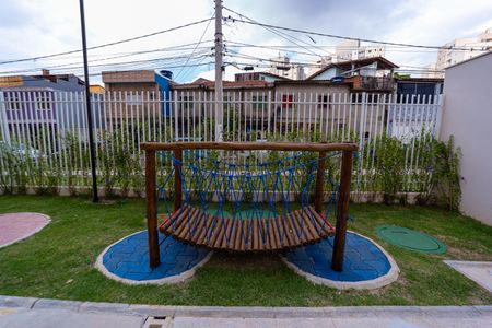 Apartamento para alugar com 34m², 2 quartos e sem vagaÁrea comum - Playground