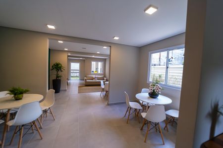Apartamento para alugar com 34m², 2 quartos e sem vagaÁrea comum - Salão de festas
