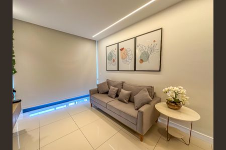 Apartamento à venda com 73m², 2 quartos e 1 vaga Apartamento à venda com 73m², 2 quartos e 1 vagaSala