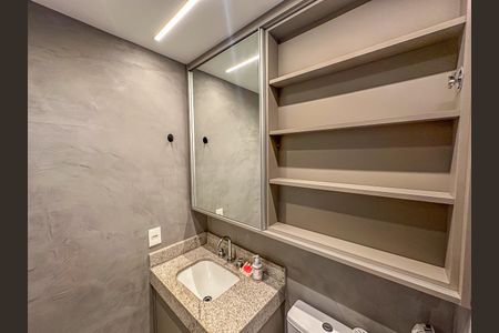 Apartamento à venda com 73m², 2 quartos e 1 vaga Apartamento à venda com 73m², 2 quartos e 1 vagaBanheiro Social