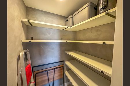 Apartamento à venda com 73m², 2 quartos e 1 vaga Apartamento à venda com 73m², 2 quartos e 1 vagaDespensa