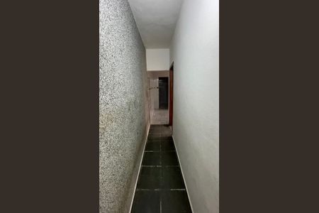 Corredor de casa à venda com 3 quartos, 80m² em Boa Vista, Belo Horizonte