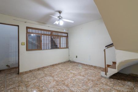 Casa à venda com 120m², 3 quartos e 2 vagasSala