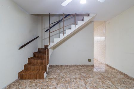 Casa à venda com 120m², 3 quartos e 2 vagasSala