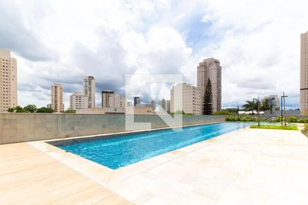 Apartamento à venda com 85m², 2 quartos e 2 vagasÁrea comum - Piscina