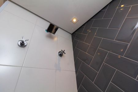 Apartamento à venda com 85m², 2 quartos e 2 vagasBanheiro da Suíte 1