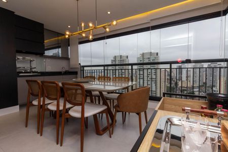 Apartamento à venda com 85m², 2 quartos e 2 vagasVaranda gourmet