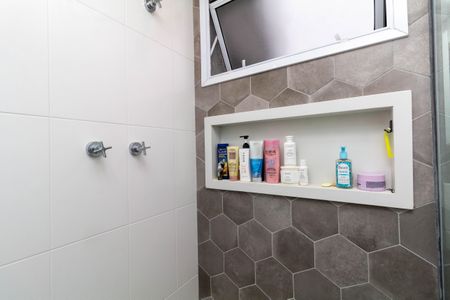 Apartamento à venda com 85m², 2 quartos e 2 vagasBanheiro da Suíte 2