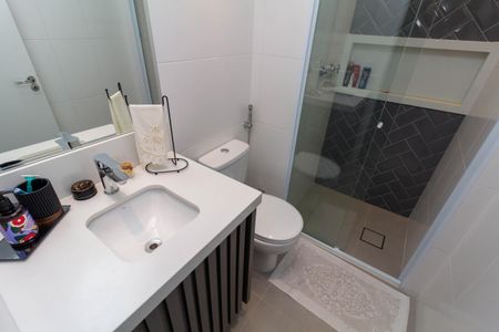 Apartamento à venda com 85m², 2 quartos e 2 vagasBanheiro da Suíte 1