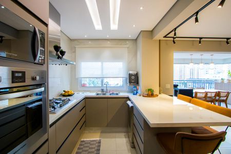 Apartamento à venda com 129m², 3 quartos e 2 vagasCozinha