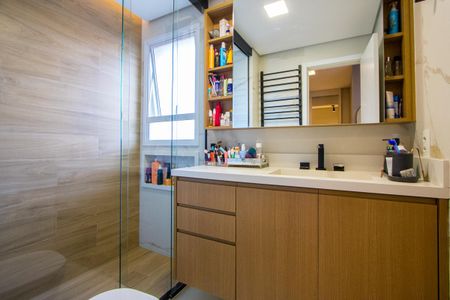 Apartamento à venda com 129m², 3 quartos e 2 vagasBanheiro da Suíte