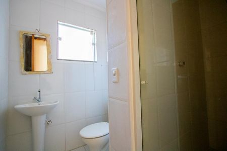 Casa à venda com 101m², 2 quartos e 2 vagas Casa à venda com 101m², 2 quartos e 2 vagasBanheiro social 1